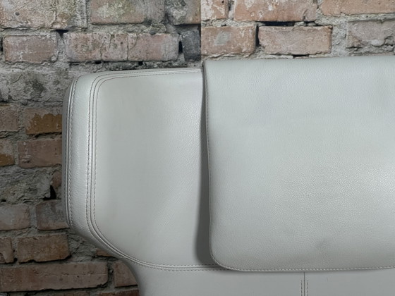 Image 1 of Vitra Grand Repos