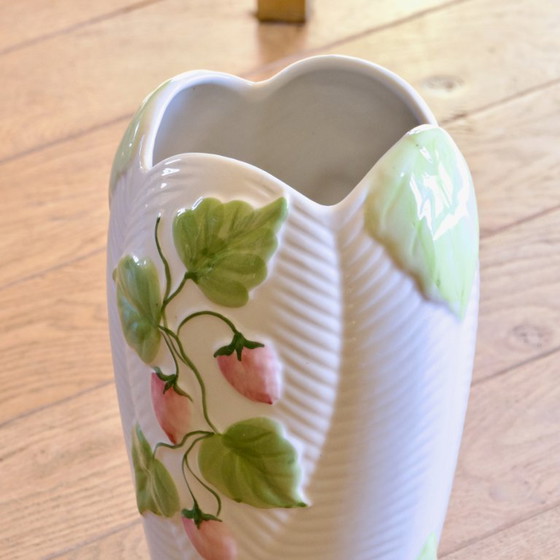 Image 1 of Large vintage strawberry-shaped earthenware vase