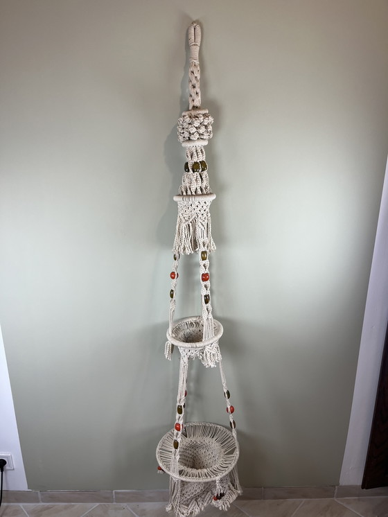 Image 1 of Suspension en macramé vintage