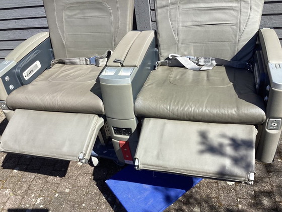 Image 1 of Sedili in pelle vintage di classe business dell'aereo A320
