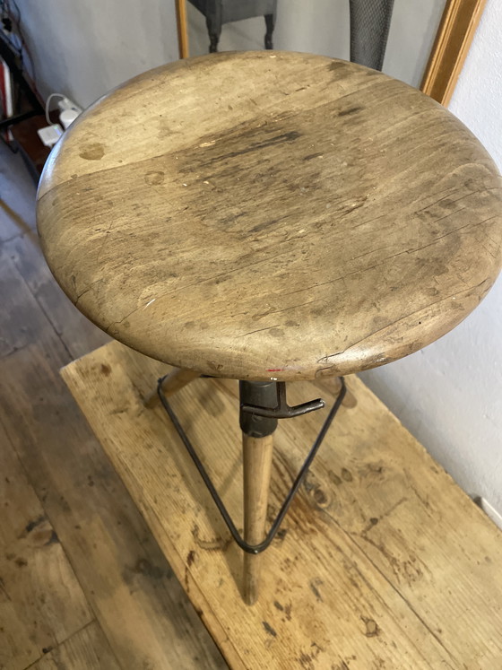 Image 1 of Sgabello a vite anni 50'