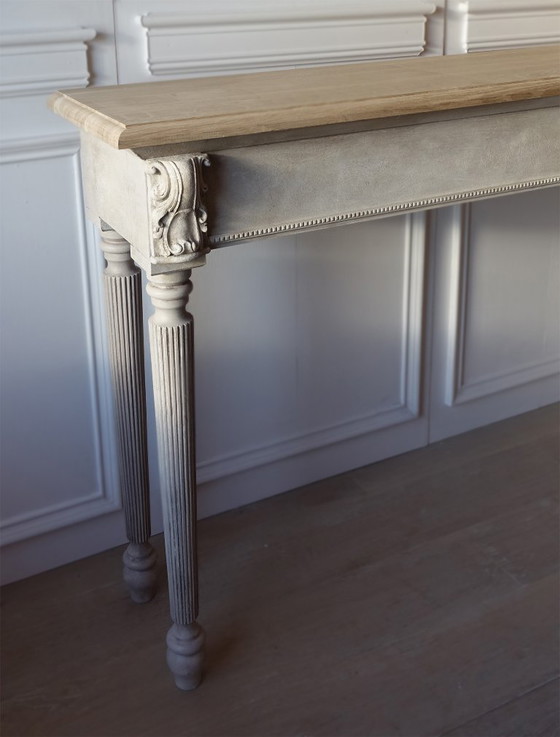 Image 1 of MonAntonine Kidston