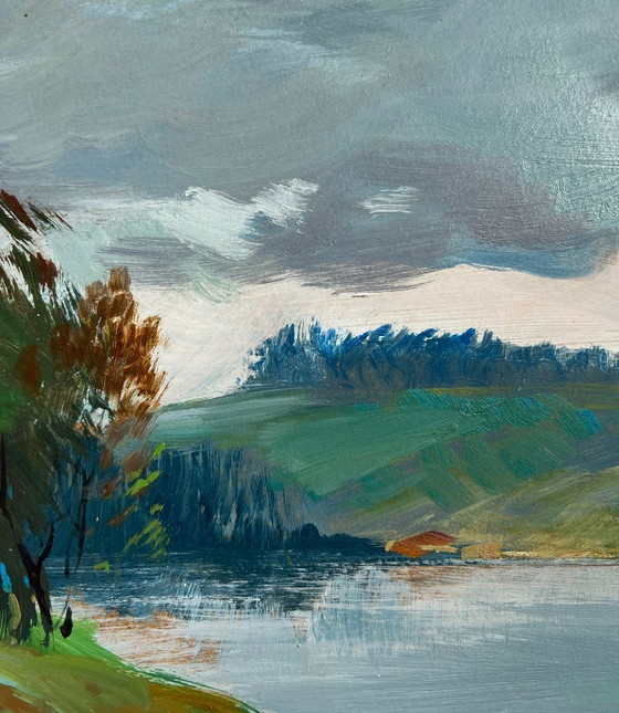 Image 1 of Pintura al óleo original Paisaje fluvial costero Río cerca del pueblo
