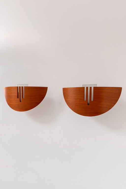 Paar Vintage Wandleuchten aus Holz und Glas, Frankreich 1970