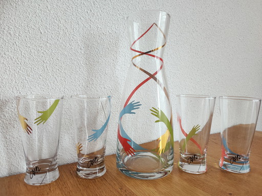 Set aus vier Trinkgläsern und einer Karaffe, entworfen von Corry Ammerlaa