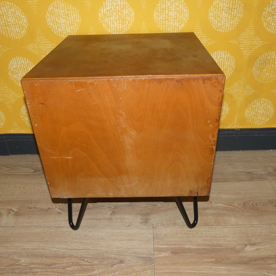 Image 1 of vintage nachtkastje/bijzettafeltje : omgebouwd archiefkastje met haarspeldpoten 4 lades retro industriële stijl