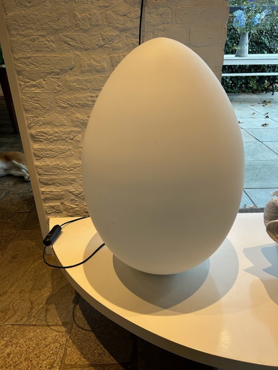 Image 1 of Vintage Opal Egg-shaped Murano glass lamp