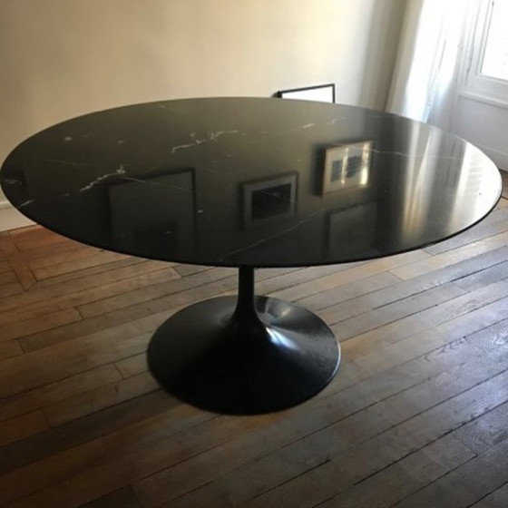 Image 1 of Knoll: Mesa de comedor ovalada Saarinen