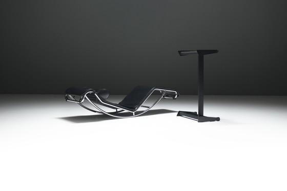 Image 1 of LC4 Black Leather Lounge Chair by Le Corbusier, Jeanneret, Perriand for Cassina