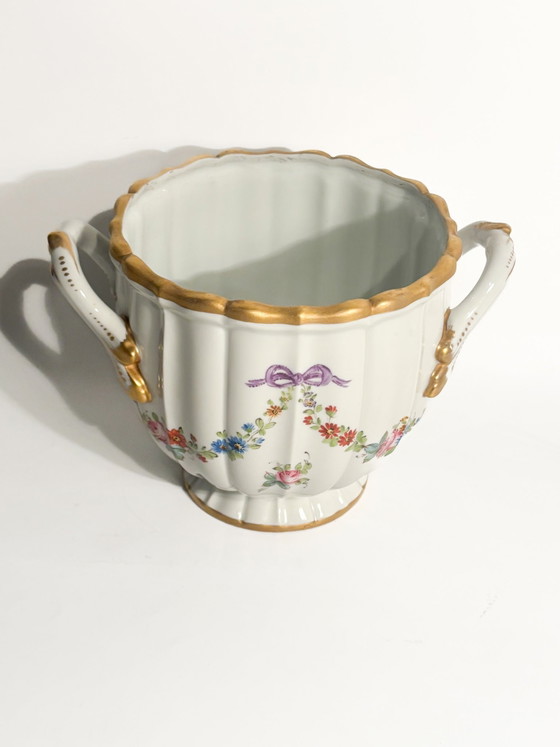 Vase cache-pot en porcelaine parisienne des années 1950 (photo 3 of 7)