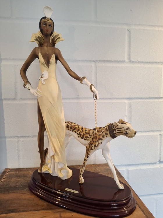 Image 1 of “Escultura Art Déco 'Dama con Leopardo' – A. Santini, Italia (Firmada y con etiqueta)”