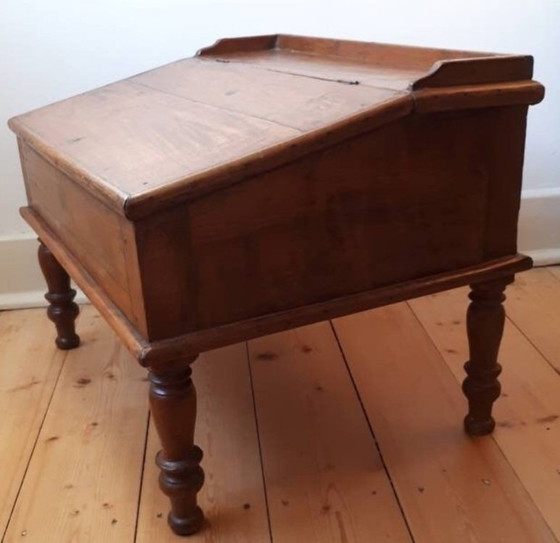 Antiek schuin schrijfbureau van Louis Philippe – Wood, Brass (photo 2 of 10)