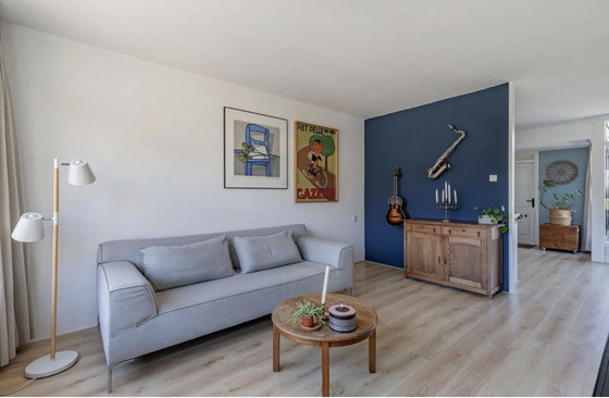 Image 1 of Diseño en stock: Sofá de 3 plazas Bloq en gris ratón.