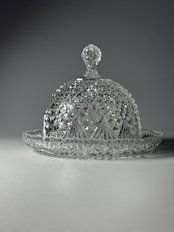 Image 1 of Campana para queso/mantequilla de vidrio prensado estilo Art Déco – Verreries de Scailmont, Bélgica, década de 1930