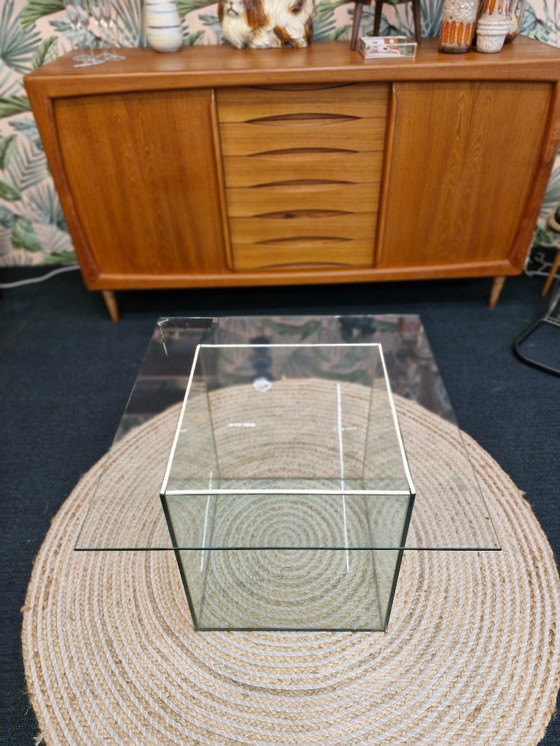 Image 1 of Tavolino da caffè vintage in vetro cubico