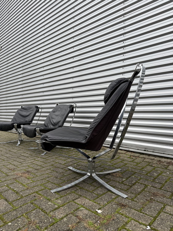 Image 1 of Set vintage Vatne Møbler Falcon di Sigurd Resell: 2 alti + 2 bassi + Hocker