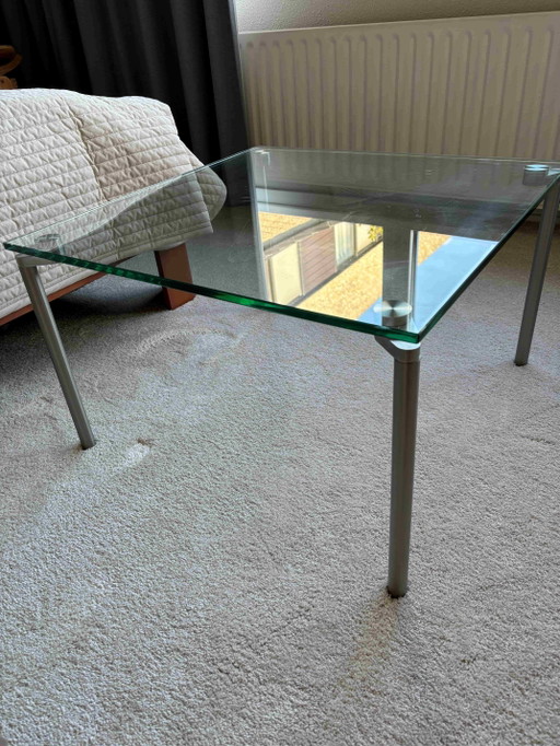 Tavolino laterale in vetro galleggiante moderno ed elegante