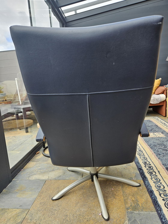 Image 1 of Drehsessel aus dunkelblauem, geschmeidigem Leder mit drehbarem Fuß