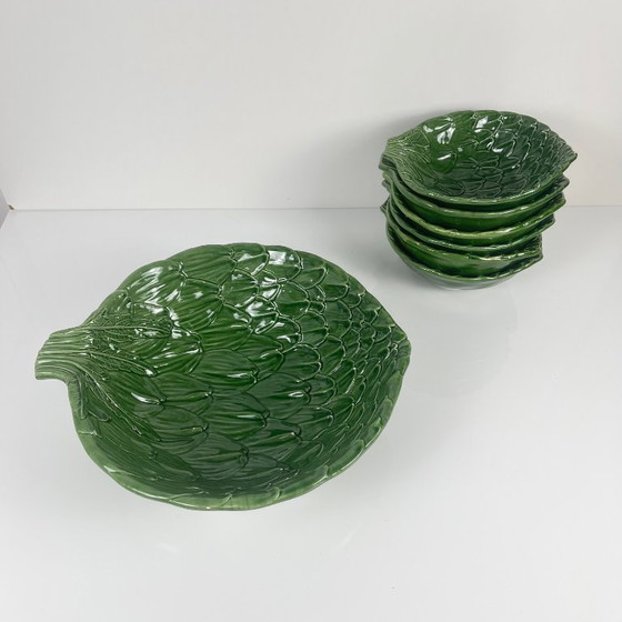Image 1 of Vintage saladeset van groene artisjokbladeren met saladekom + 6 schalen, jaren 70