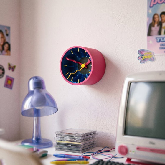 Retro Wall Clock "Time Warp" Clock | CMYK Edition | Mid-Century Y2K Space Age Boho – Space Age Panels, Other (photo 5 of 5)