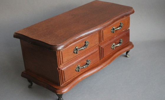 Image 1 of Vintage houten sieradendoos op metalen pootjes, massief hout, met 1 lade