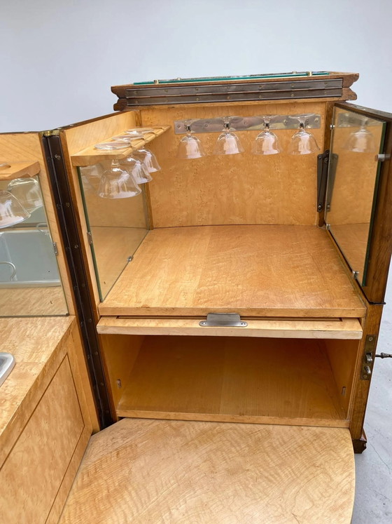 Seltener Luxus Mid-Century Cocktail Servierwagen 1950er – Exklusiver Dry Bar Schrank mit Vogelaugenahorn & (photo 5 of 19)
