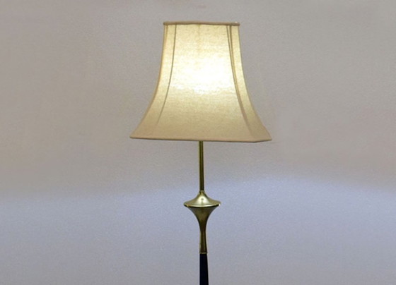 Image 1 of Vloerlamp van mahoniehout en messing, jaren 1950