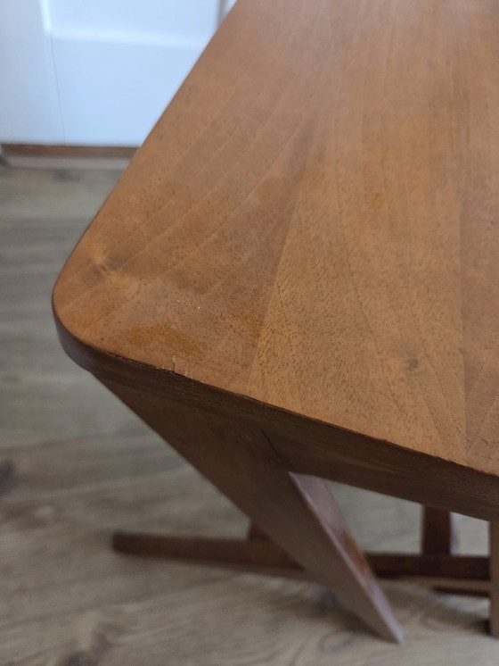 Image 1 of Vintage bijzettafels nesting tables