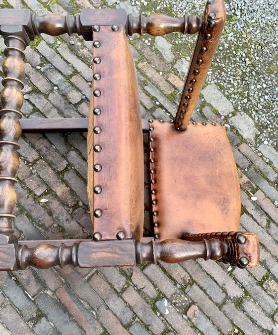 Image 1 of 4 Armstoelen Met Schapenleer en Gestoffeerd Met Slagveren