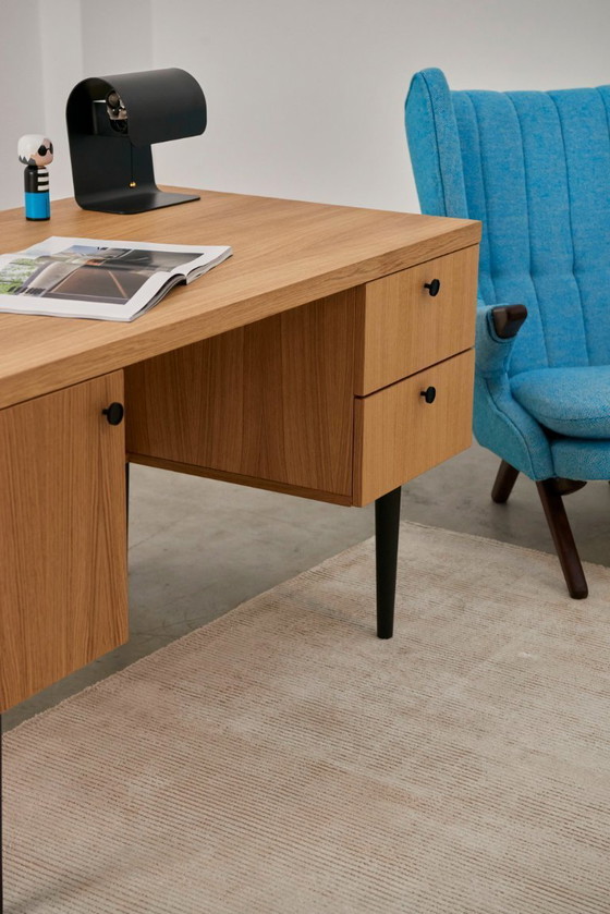Image 1 of Oak desk - Astrid 1 D_B01