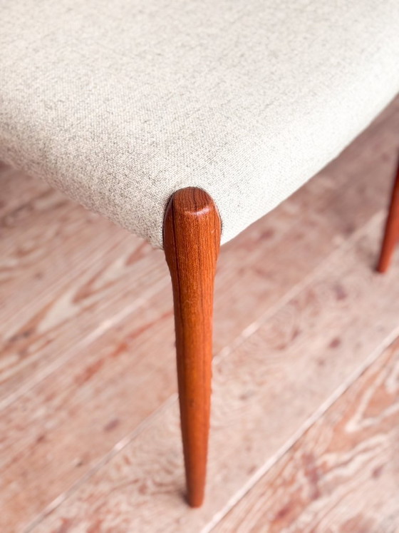 Image 1 of Set van 8 teakhouten eetkamerstoelen van Niels O. Møller voor J.L. Moller, model 80