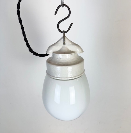 Image 1 of Vintage witte porseleinen hanglamp, jaren 70