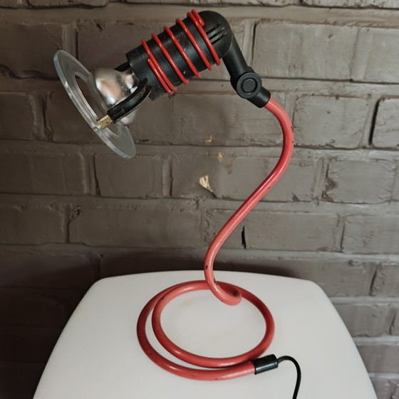 Vintage ESTO Style Red Spiral Table Lamp – Memphis Postmodern 1980s 1990s – Metal (photo 8 of 14)