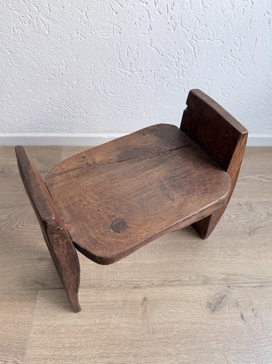 Image 1 of Vintage Brutalistische Sculpturale Kruk / Stoel – Massief Eiken (Wabi-Sabi, Jaren 70)