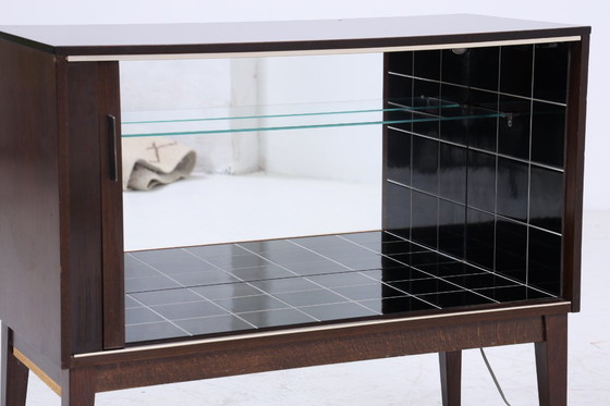 Image 1 of Bellissima cassettiera d'epoca su rotelle | Armadio di metà secolo | Armadio phono retro in legno #07-07