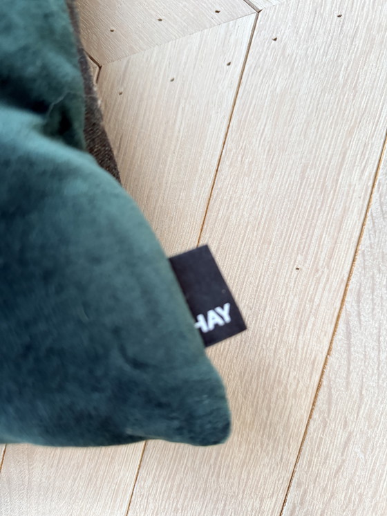 Image 1 of Heu, Donkergroen Fluweel Kussen