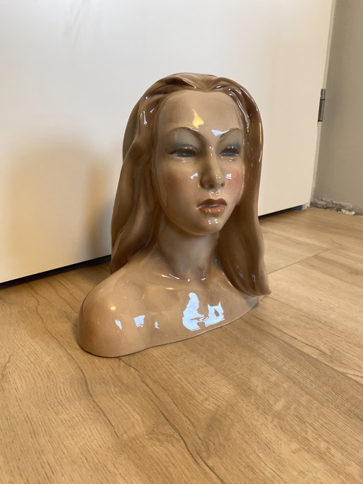 Le Bertetti Torino Italia Busto di donna in ceramica “Giovanetta”