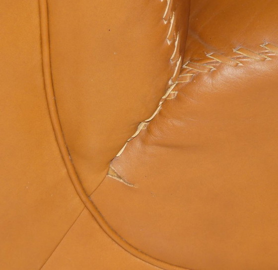 Image 1 of 2 Sitzer Couch Baseball Stil Leder Cognac top Zustand retro vintage 70er Jahre Teil einer GARNITUR modular Armchair karamell joe