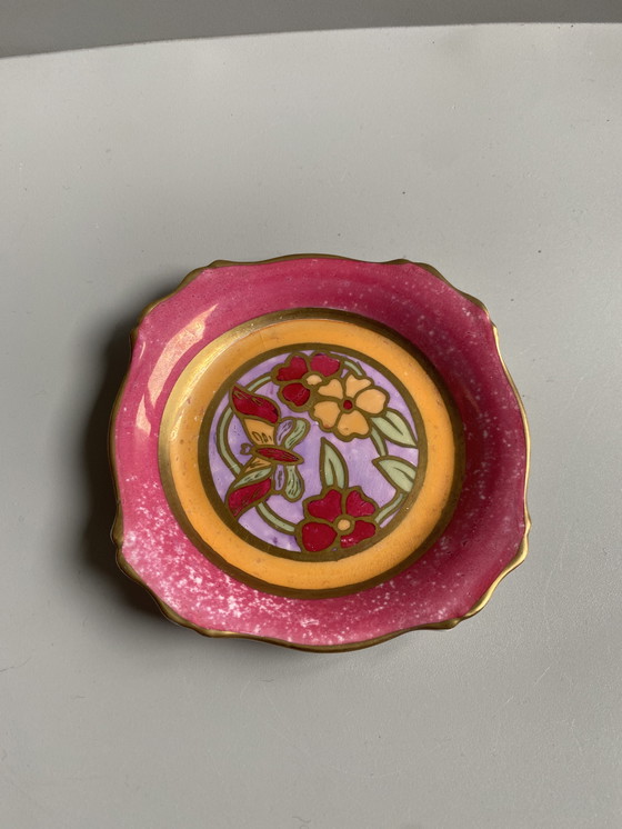 Image 1 of Paragon Rainbow bowls and saucers