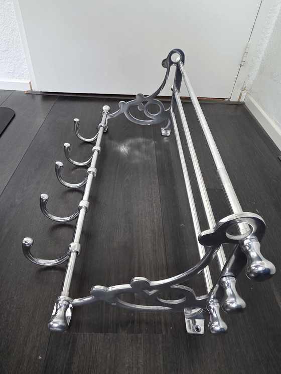 Image 1 of Garderobe aus französischem Aluminium im Art-déco-Stil
