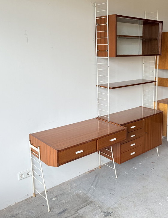 Image 1 of Progetto di ristrutturazione del sistema di pareti modulari Babette DDR