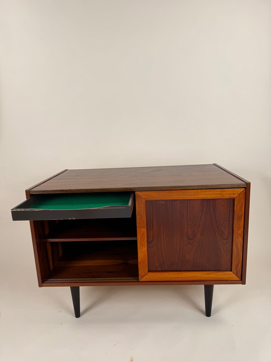 Image 1 of Rosewood Sliding Door Cabinet by Faarup Møbelfabrik – Refined Danish Elegance