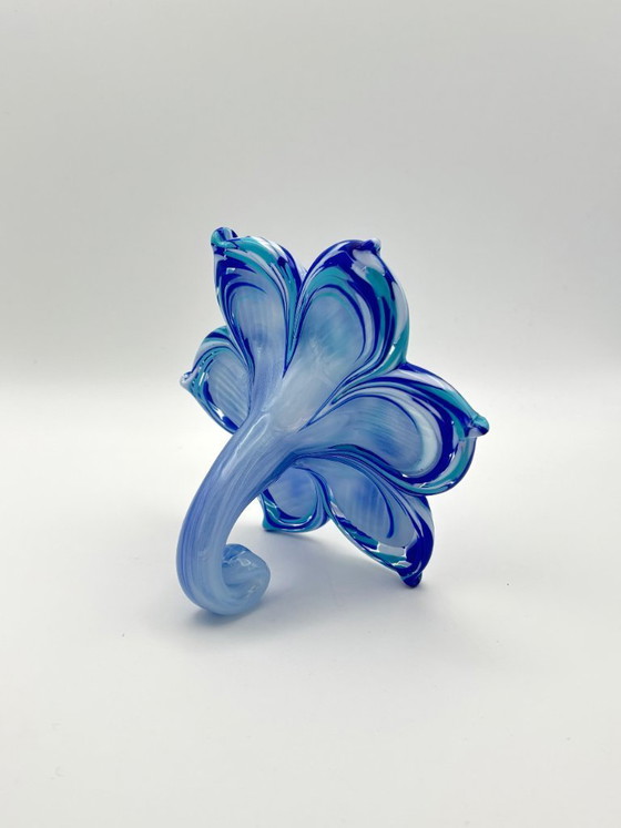 Image 1 of Ein Paar kunstvolle Glasblumen, handgefertigt in Italien nach venezianischer Murano-Tradition, Maße: 15 x 15 x 9 cm