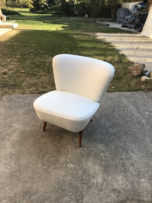 Juego de sillones club húngaros blancos, años 50