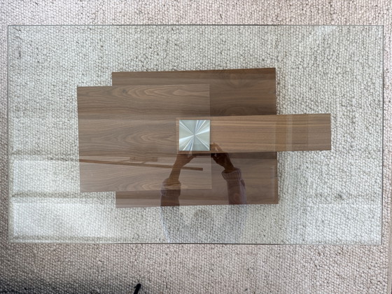 Image 1 of Moderne design salontafel noten met glasplaat 