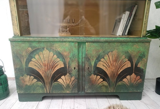 Image 1 of Mobiletto in legno con vetrina