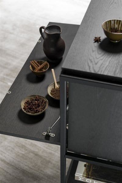 Modul – XOOON, Sideboard (photo 4 of 5)