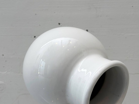 Image 1 of Vaso in porcellana bianca, anni '70