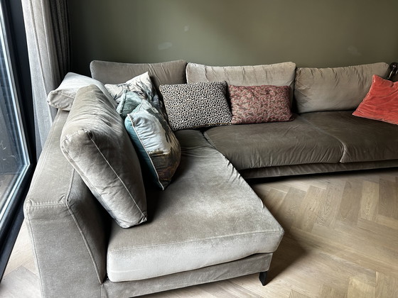 Image 1 of PMP corner sofa