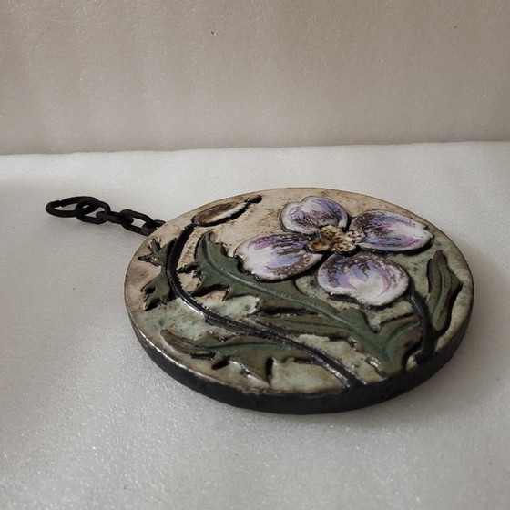 Image 1 of Plaque murale ronde en céramique et relief, fleurs  Rusha Art  1960,70, West Germany 